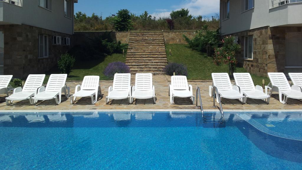 High In The Sky Apartments Sozopol Exterior photo